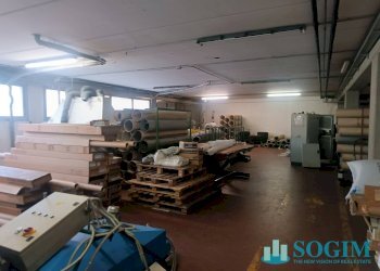 Magazzino primo piano - Capannone Via Regina
 
115, Fino Mornasco - foto 20