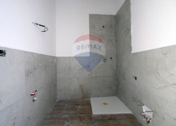 Bagno - Bilocale Via San Tommaso D'aquino
 
10/C, Bari - foto 16