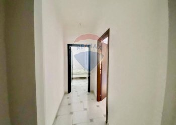 Hall / corridoio - Quadrilocale Via Bernardo Cavallino, Napoli - foto 8