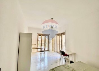 Camera / camera da letto - Quadrilocale Via Bernardo Cavallino, Napoli - foto 16