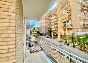 Balcone - Quadrilocale Via Bernardo Cavallino, Napoli - foto 17