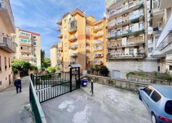 Edificio all\'aperto - Quadrilocale Via Bernardo Cavallino, Napoli - foto 21