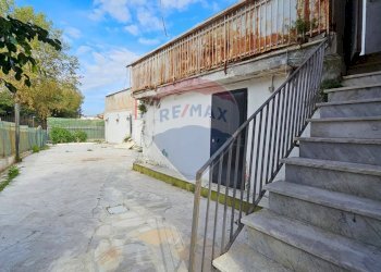 Casa all\'aperto - Locale Commerciale Via Solfatara, Pozzuoli - foto 20