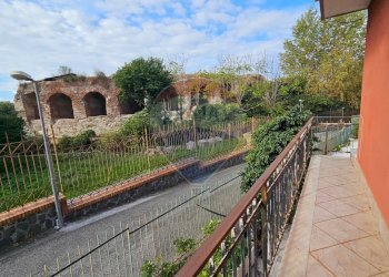 Balcone - Locale Commerciale Via Solfatara, Pozzuoli - foto 24