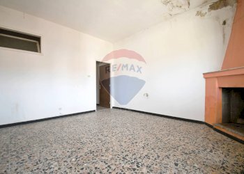 Stanza vuota - Casa semi indipendente Vico Crispi
 
9, Domusnovas - foto 10