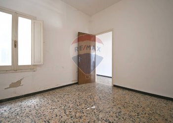 Stanza vuota - Casa semi indipendente Vico Crispi
 
9, Domusnovas - foto 15