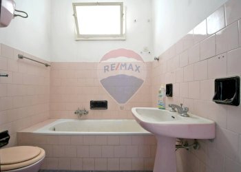 Bagno - Casa semi indipendente Vico Crispi
 
9, Domusnovas - foto 20