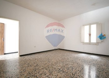 Stanza vuota - Casa semi indipendente Vico Crispi
 
9, Domusnovas - foto 25