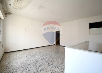 Stanza vuota - Casa semi indipendente Vico Crispi
 
9, Domusnovas - foto 30