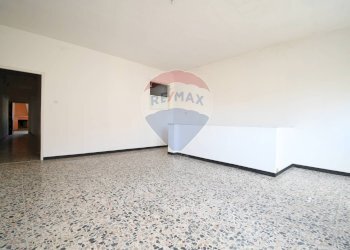 Stanza vuota - Casa semi indipendente Vico Crispi
 
9, Domusnovas - foto 31