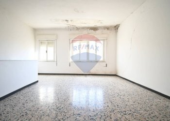 Stanza vuota - Casa semi indipendente Vico Crispi
 
9, Domusnovas - foto 33