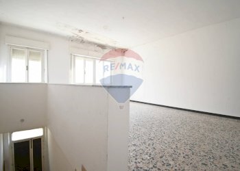 Stanza vuota - Casa semi indipendente Vico Crispi
 
9, Domusnovas - foto 34