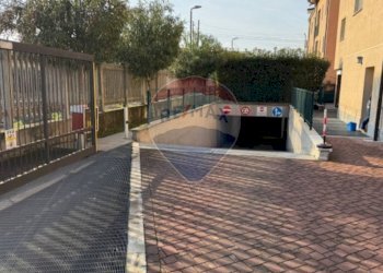 Edificio all\'aperto - Box Via Comune Antico
 
31, Milano - photo 1