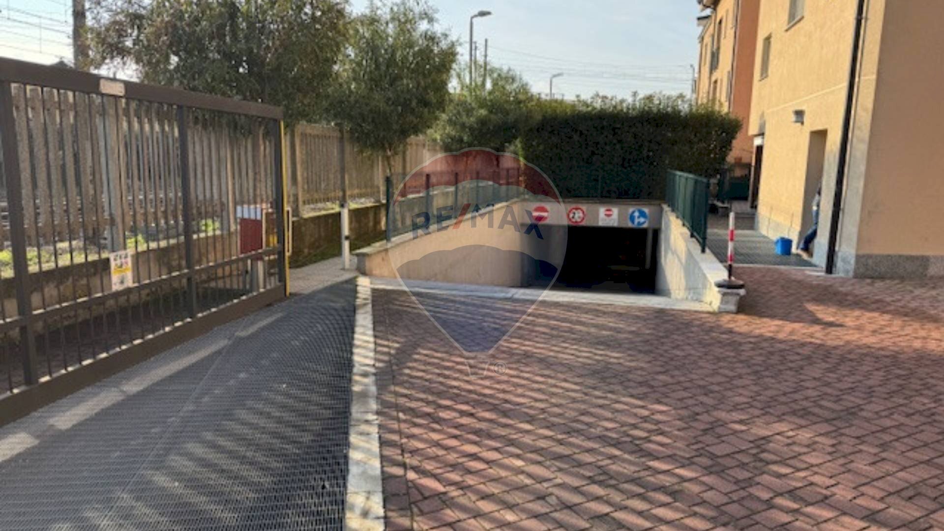 Edificio all\'aperto - Box Via Comune Antico
 
31, Milano - foto 3