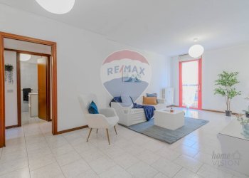 Soggiorno - Three-room apartment Viale Fulvio Testi
 
210, Milano - photo 1