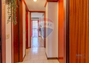 Hall / corridoio - Three-room apartment Viale Fulvio Testi
 
210, Milano - photo 39