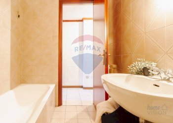 Bagno - Three-room apartment Viale Fulvio Testi
 
210, Milano - photo 42