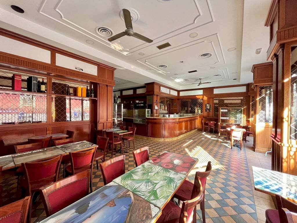 Interno non residenziale - Shop via Festa del Perdono, Milano - photo 2