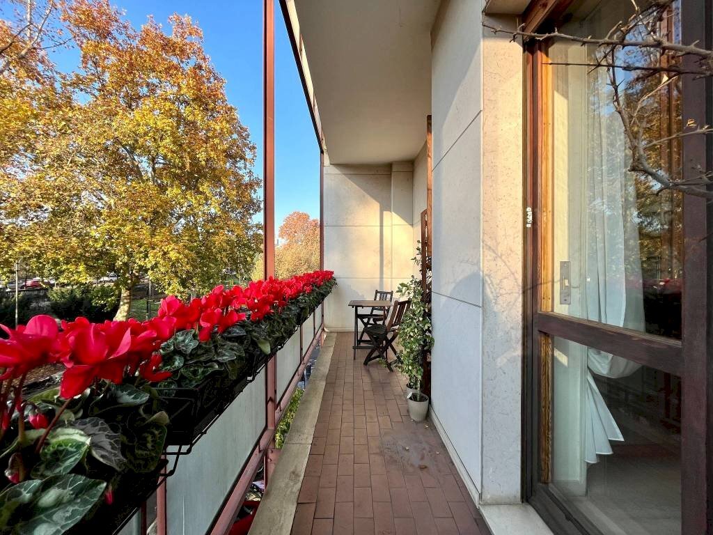 Balcone - Appartamento viale Vittorio Veneto, Milano - foto 1
