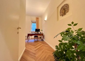 Camera da letto - Appartamento viale Vittorio Veneto, Milano - foto 15