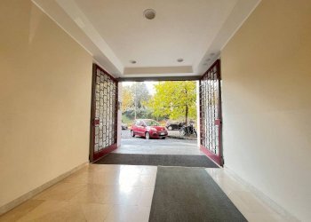 Interno palazzo - Appartamento viale Vittorio Veneto, Milano - foto 23