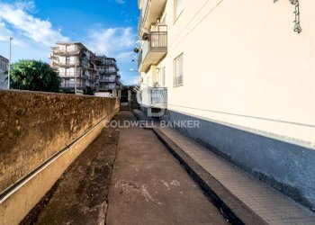 Foto 2 - Quadrilocale VIA SILVIO PELLICO
 
25, Giarre - foto 2