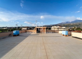 Foto 17 - Quadrilocale VIA SILVIO PELLICO
 
25, Giarre - foto 17