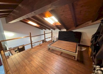 Camera da letto - Bilocale via Giuseppe Giusti, 40A, Somma Lombardo - foto 4