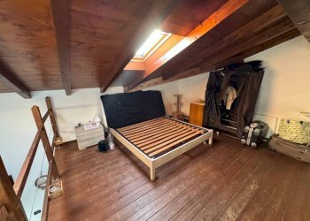 Camera da letto - Bilocale via Giuseppe Giusti, 40A, Somma Lombardo - foto 17