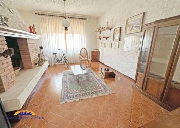 Salone - Villa a Schiera via Tartaro, 32, Povegliano Veronese - foto 5