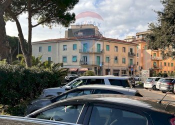 Vista da lontano - Apartment Via Montebello
3, Livorno - photo 12