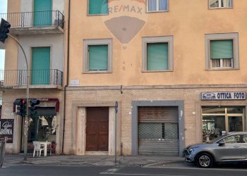 Lato_Piazza - Apartment Via Montebello
3, Livorno - photo 20