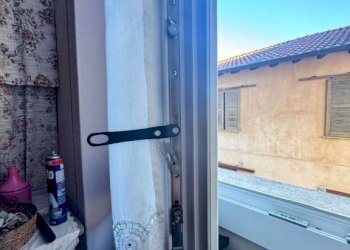 Bagno - Trilocale via Giuseppe Garibaldi, Comerio - foto 4