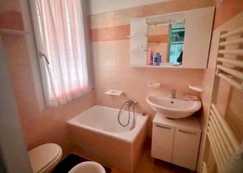 Bagno - Trilocale via Giuseppe Garibaldi, Comerio - foto 8