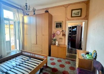 Camera da letto - Trilocale via Giuseppe Garibaldi, Comerio - foto 9