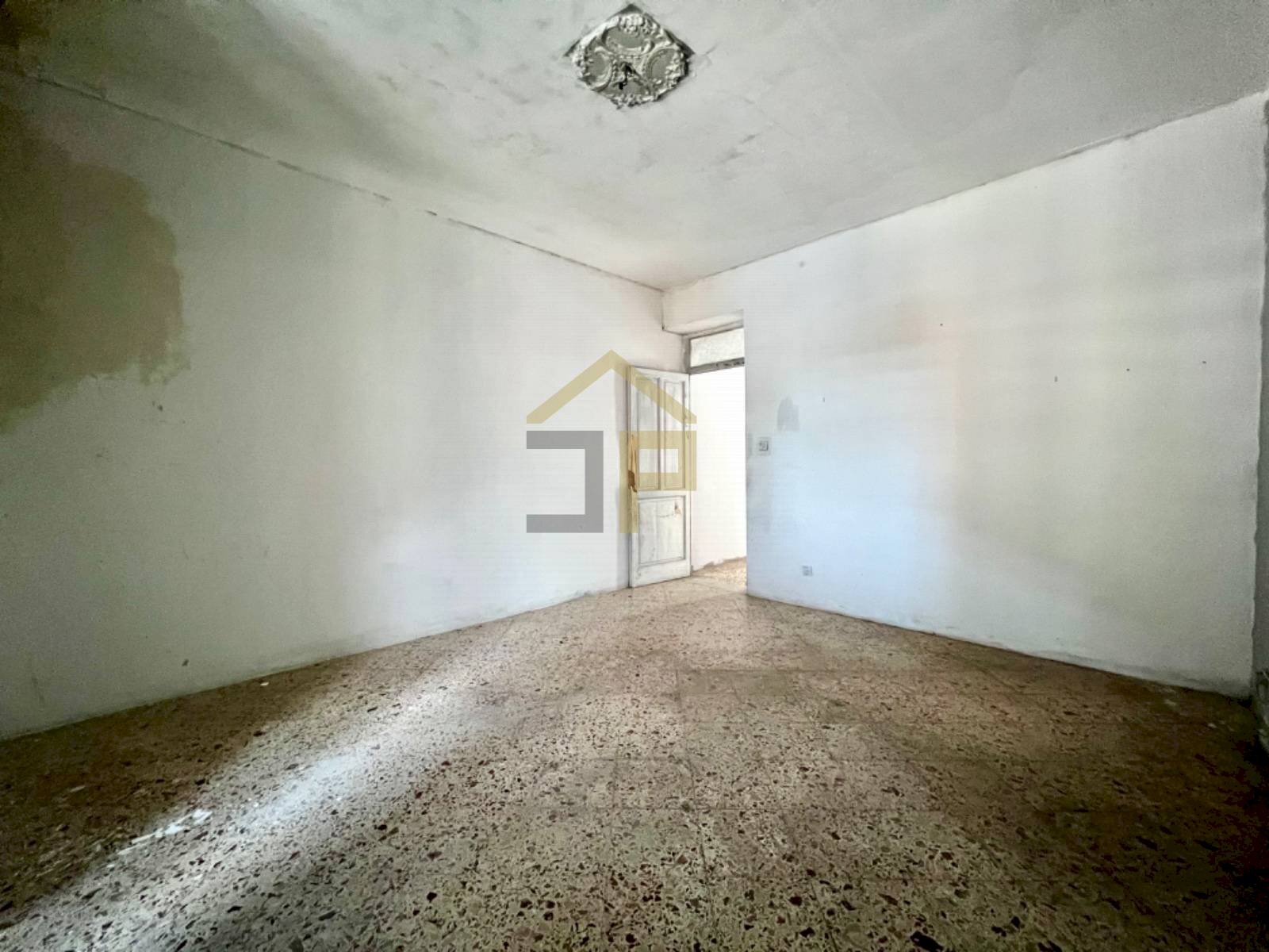 Foto 2 - Three-room apartment FONDO PIAZZESE
 
5, Palermo - photo 2