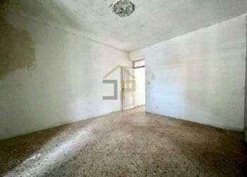 Foto 2 - Three-room apartment FONDO PIAZZESE
 
5, Palermo - photo 2