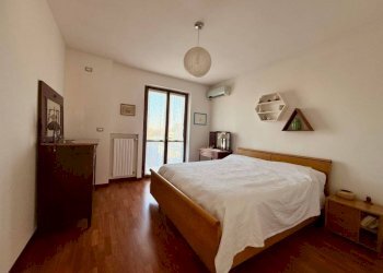 Camera da letto - Villa a Schiera via Don Giulio Ardizzone, 38, Carmagnola - foto 30