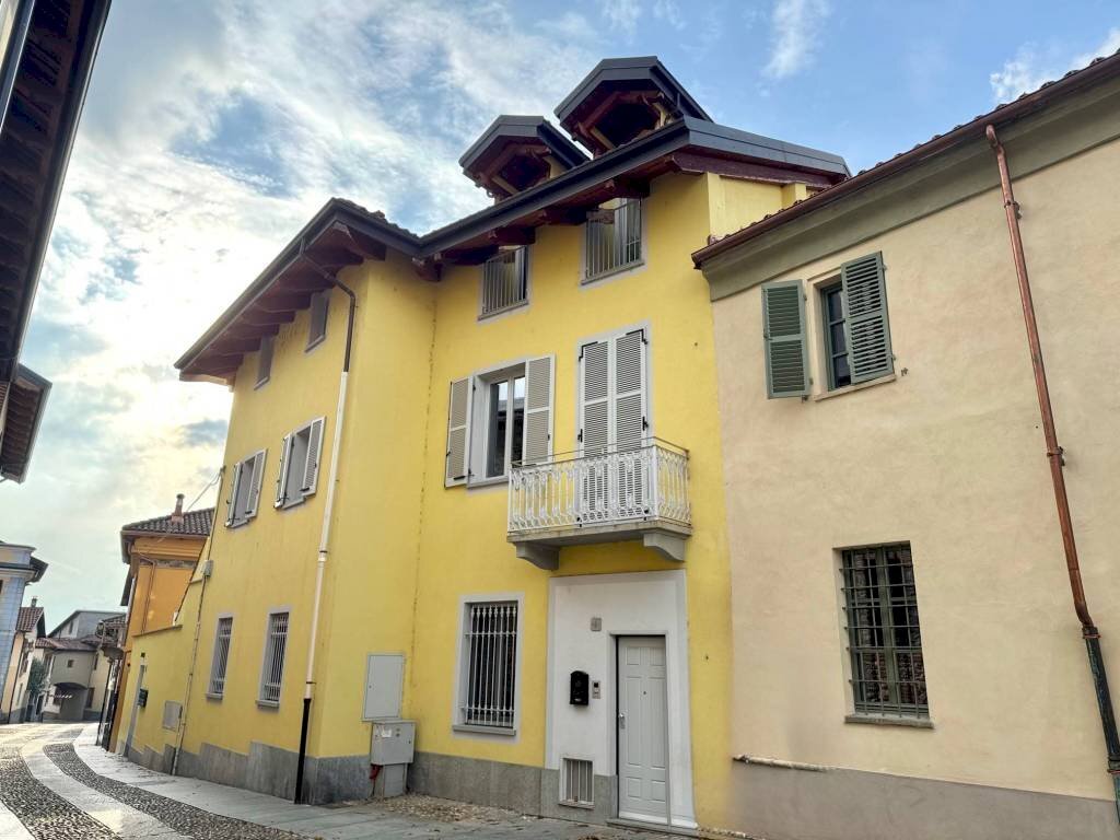 Facciata - Four-room apartment via Bianca della Valle, 2, Rivalta di Torino - photo 1