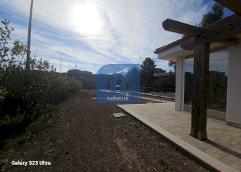 giardino - Casa semi indipendente via del mare, Pomezia - foto 26