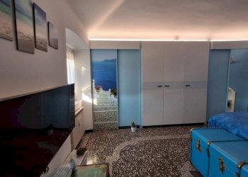 Camera da letto - Trilocale Genova (zona Bolzaneto) - foto 44