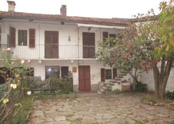 Facciata - Rustico via Giovanni Maria Palmero, 18, Moretta - foto 1