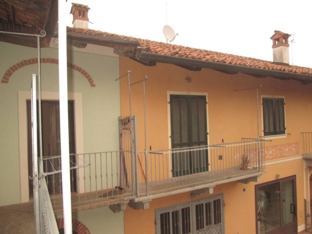 Facciata - Trilocale via Dottor Giuseppe Mogna, 4, Moretta - foto 2