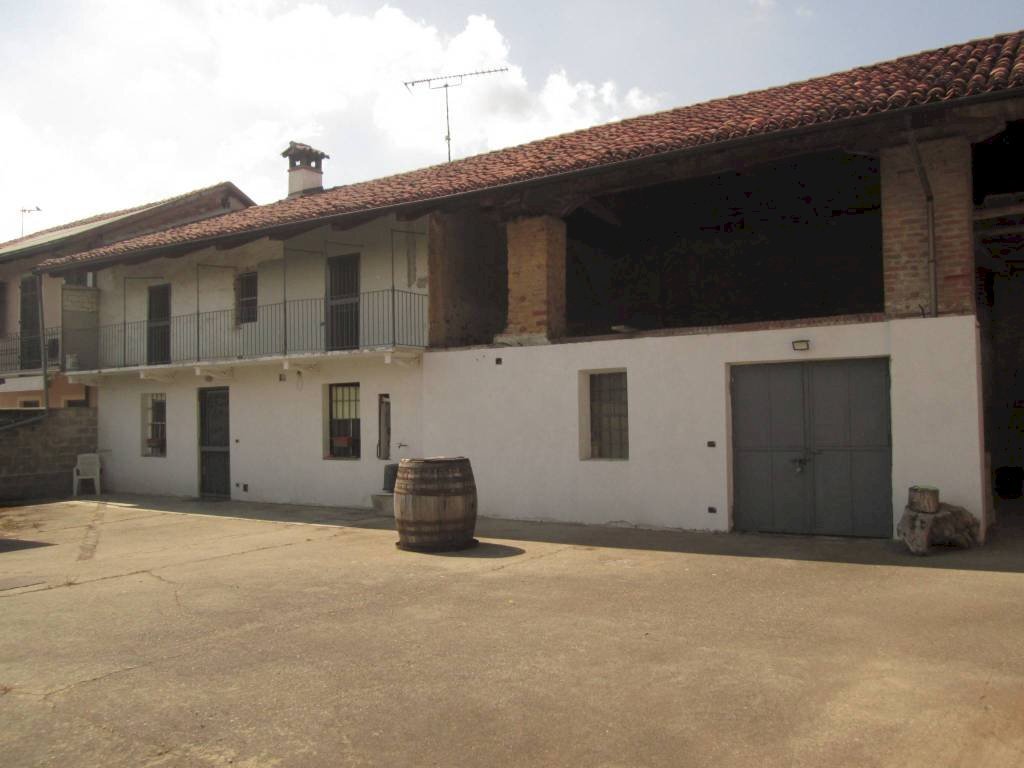 Facciata - Rustic via Saluzzo, 3, Villanova Solaro - photo 1