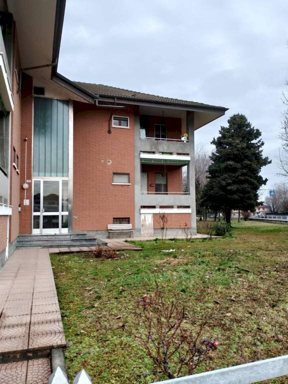 Giardino - Trilocale via Monte Bracco, 15, Moretta - foto 1