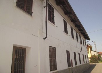 Facciata - Villa via Giovanni Maria Palmero, 21, Moretta - foto 9