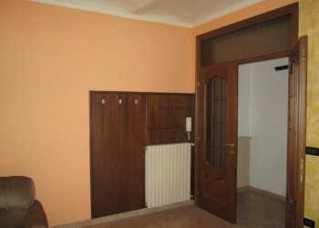 Interno appartamento - Trilocale via Montegrappa, 4, Villafranca Piemonte - foto 6