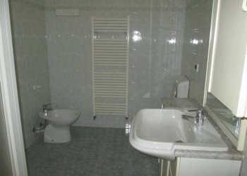 Bagno - Trilocale via Montegrappa, 4, Villafranca Piemonte - foto 15