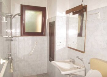 Bagno - Villa via Don Vincenzo Ropolo, 6, Villafranca Piemonte - foto 6