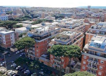 Vista - Monolocale via Alessandro Piola Caselli, Roma (zona Lido di Ostia) - foto 2